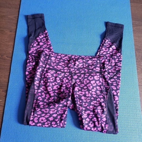 LULULEMON Leggings - Picture 2 of 16